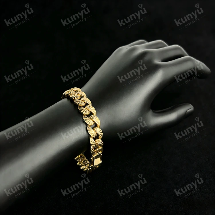 สร้อยข้อมือฮิปฮอปชุบทอง